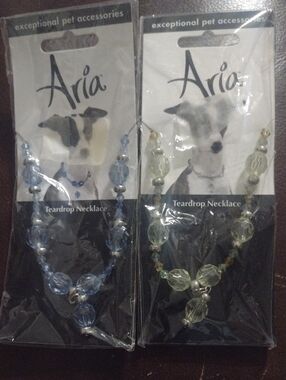 Aria Teardrop Pet Necklaces - Blue & Pale Green